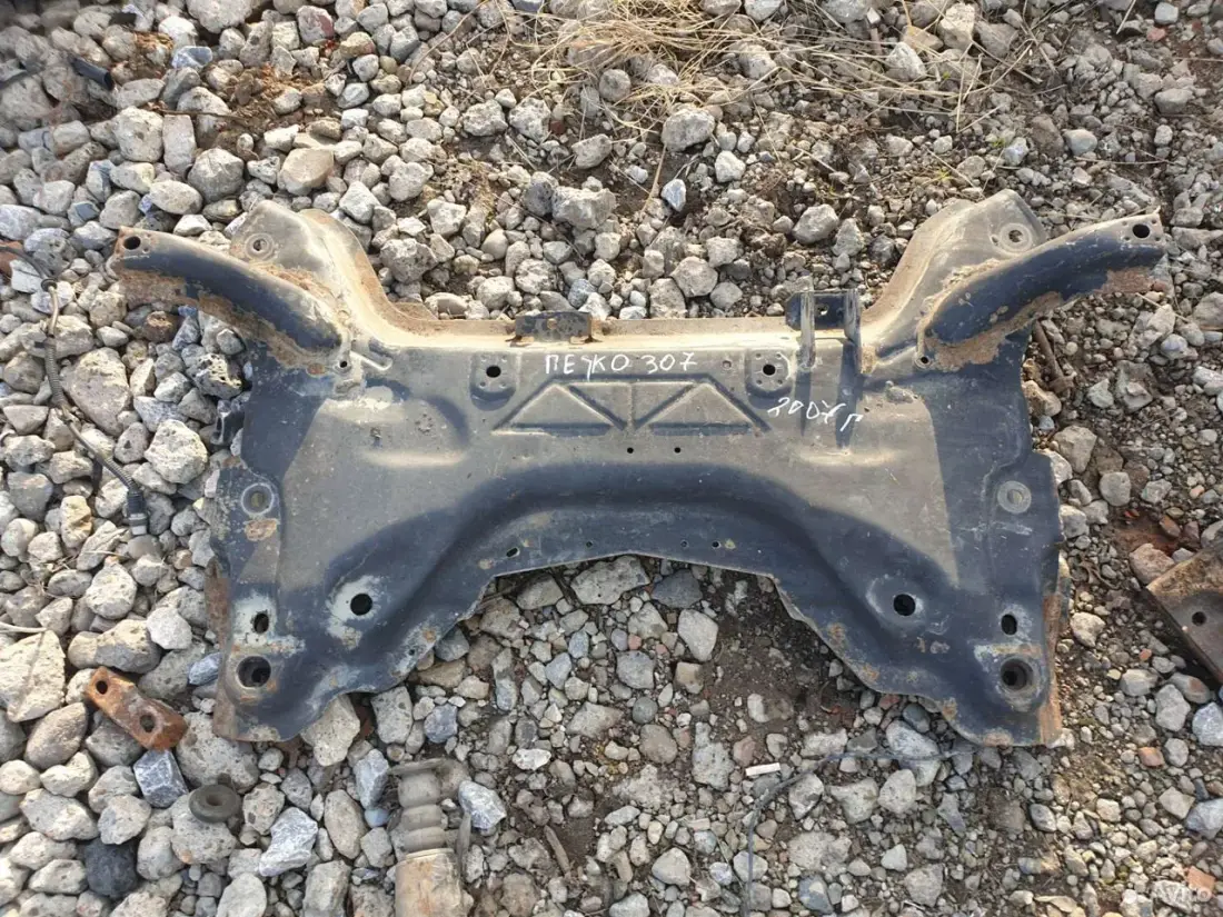 Для Пежо 307 подрамник — Peugeot — 307
