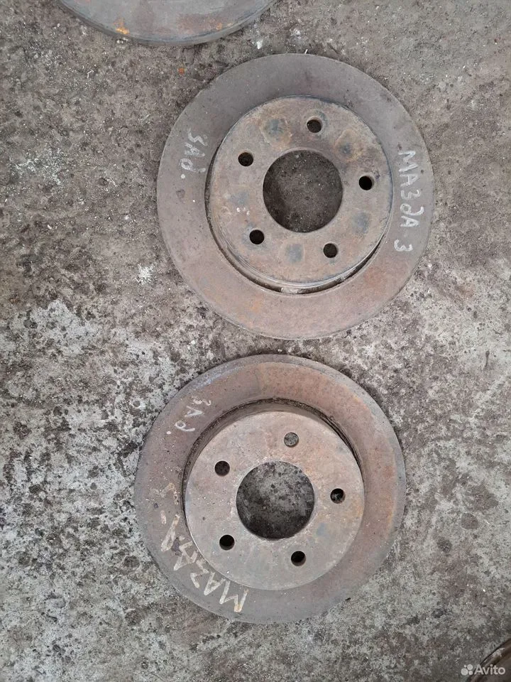Задние тормозные диски для Мазда-3 — Mazda — 3
