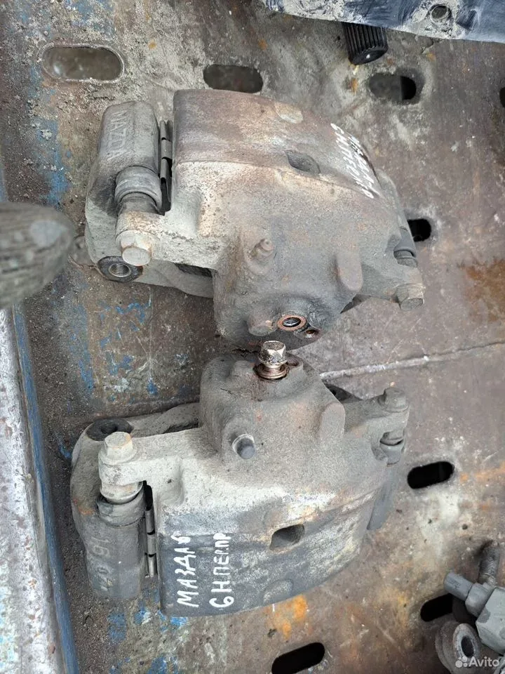 Передние суппорта для Мазда-6 GH 2.0л — Mazda — 6