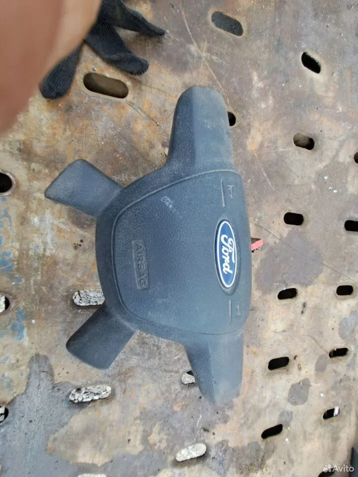 Подушка безопасности в руль для Форд Фокус-3 — Ford — Focus