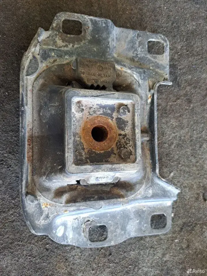 Подушка кпп для Форд Фокус-2 — Ford — Focus