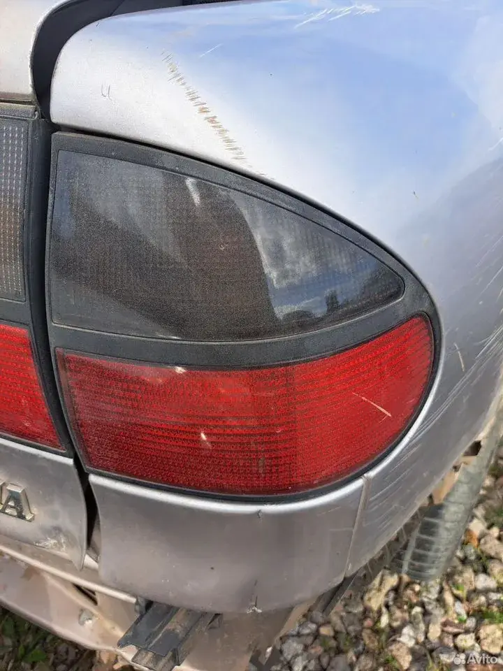 Задний правый фонарь для Рено Лагуна — Renault — Laguna