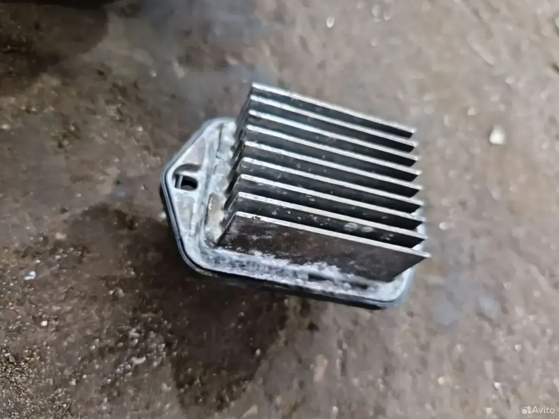 Реостат печки Mazda CX-7 EG2161B15 — Mazda — CX-7
