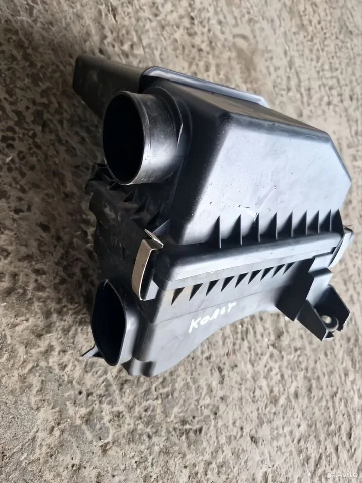 Корпус воздушного фильтра Mitsubishi Colt MR968274 — Mitsubishi — Colt
