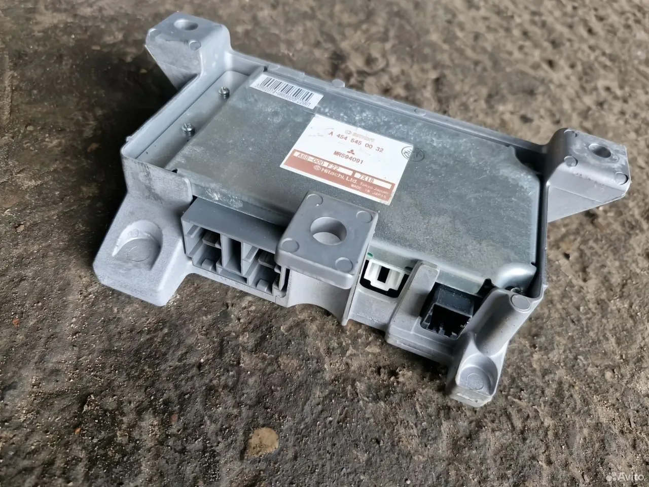 Блок управления электроусилителем Mitsubishi Colt MN101441 — Mitsubishi — Colt