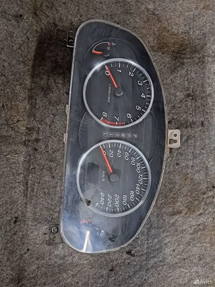 Щиток приборов Mazda 6 GG АКПП GJ6A55430 — Mazda — 6